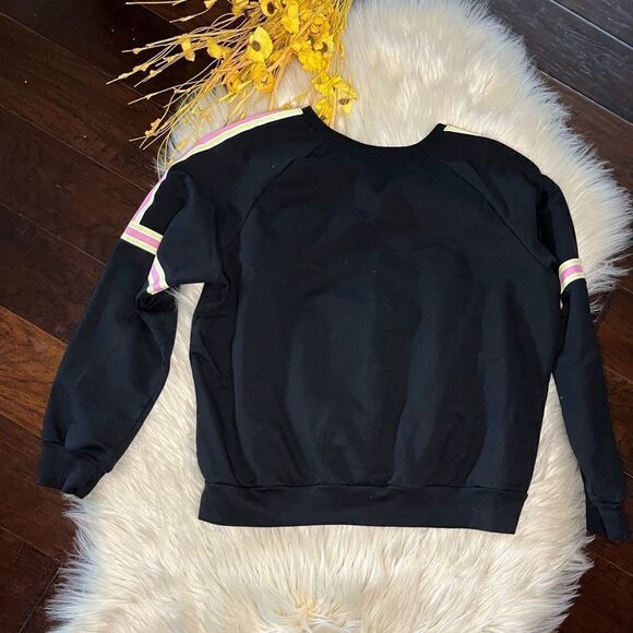 Disney Minnie Mouse black sweatshirt Sz XL (15-17) - Picture 4 of 6